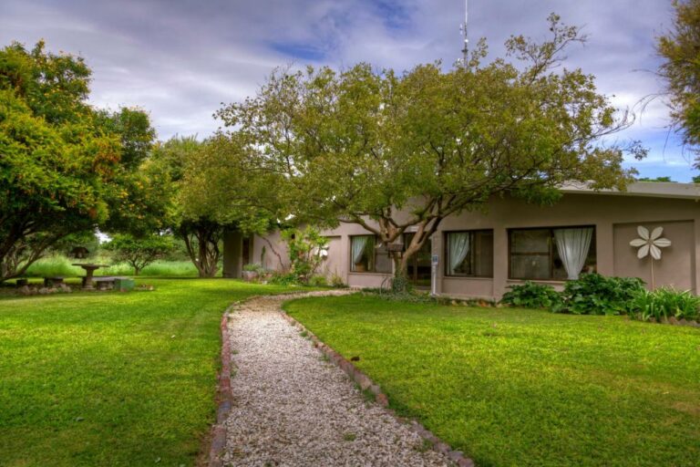 Khoi-Khoi Guesthouse