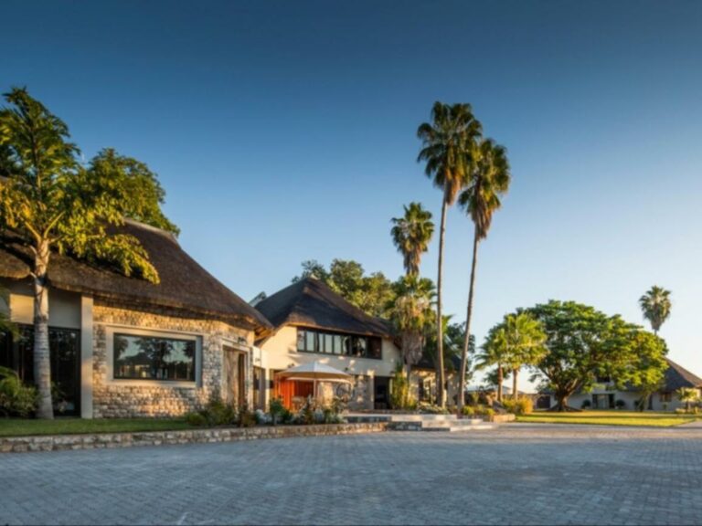 La Rochelle Lodge