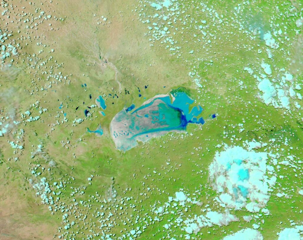 Satellite view of seasonal pans around Etosha holding water